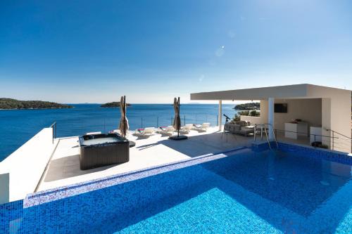 Prizba Villa | Villa Desire