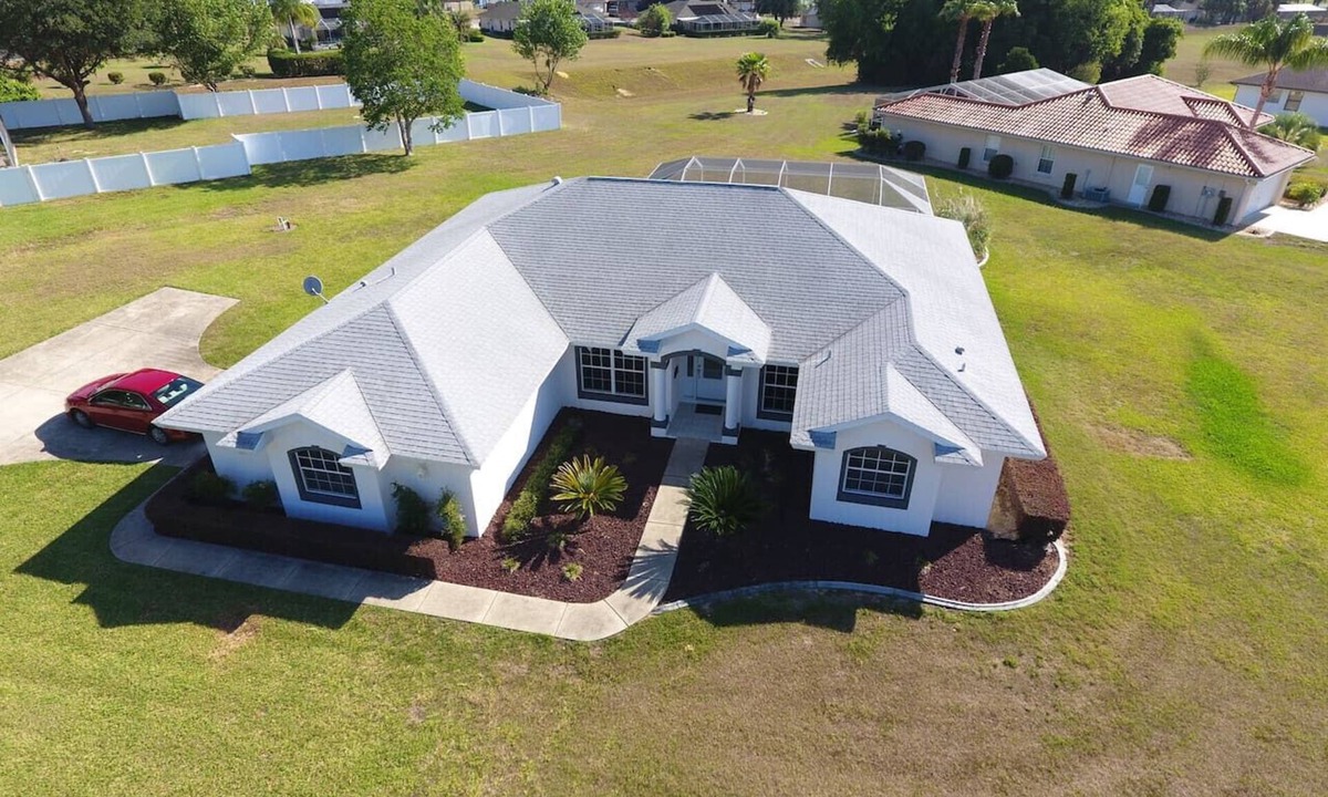 Inverness House | Villa Eckhardt: Bright and Light 3 bedroom home