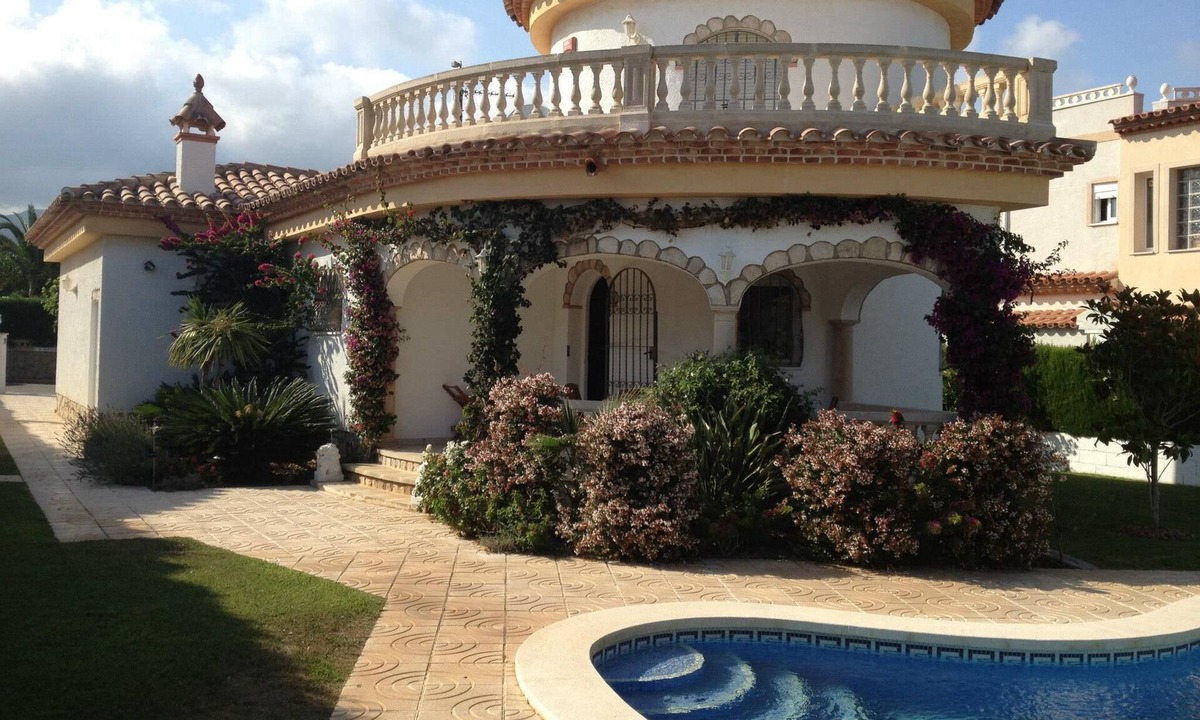 Costa del Zefir Villa | Villa El Sueño in Urb. Costa Zefir, unforgettable holidays