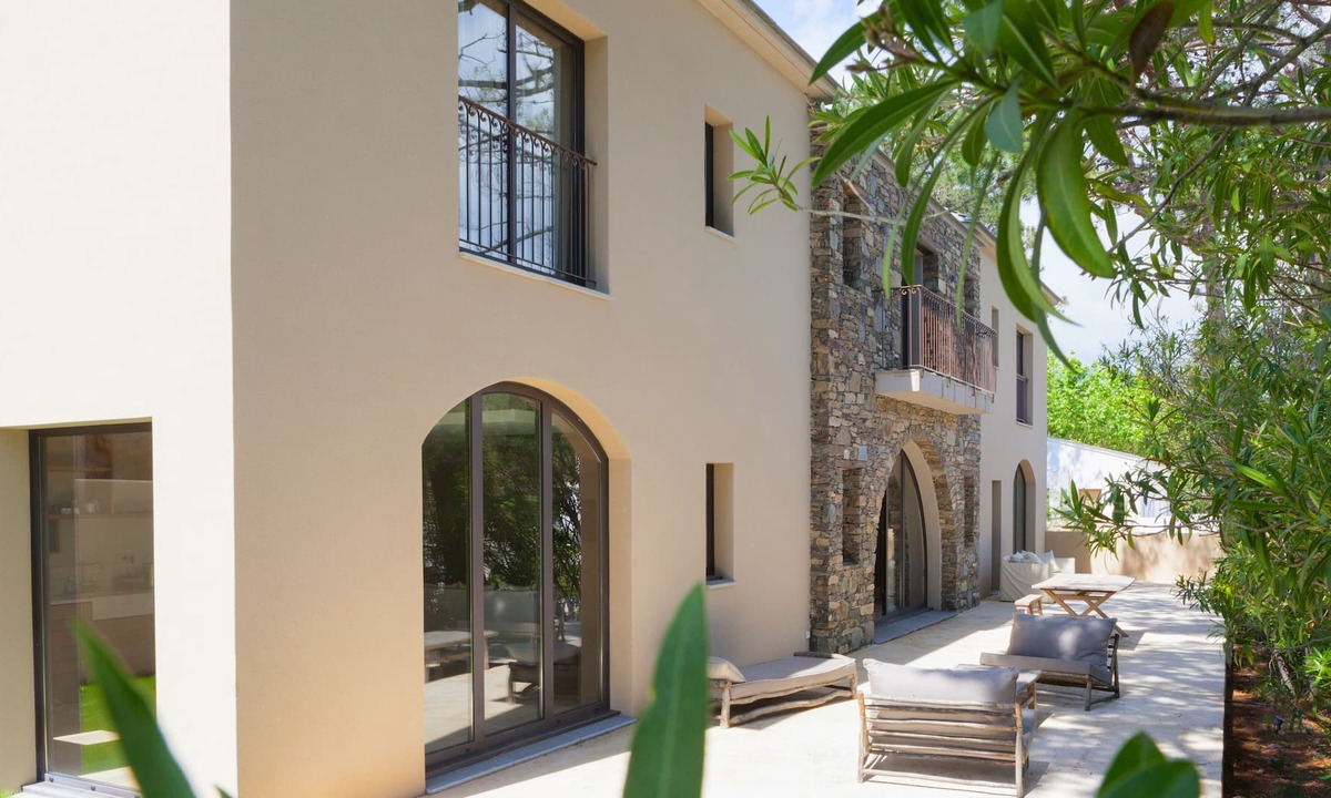 Porticciolo Villa | VILLA ELBA E CASE DI MISINCU