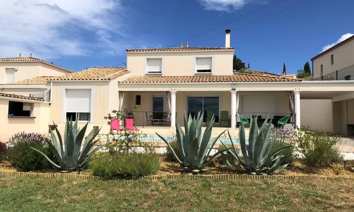 Gignac Villa | VILLA ELEGANCE AND SERENITY