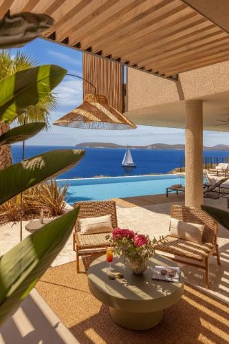 Lozica Villa | Villa Eleven Excelsior