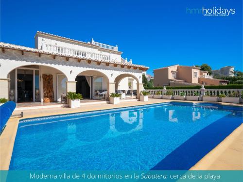 Pinar del Advocat Villa | Villa Eliana by HMR Holidays