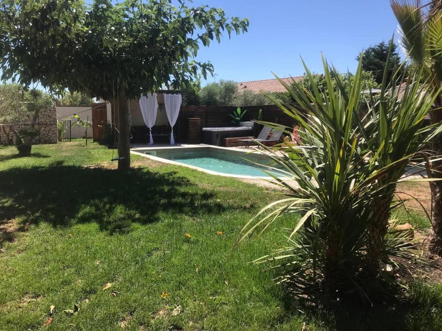 Senas Villa | Villa en provence