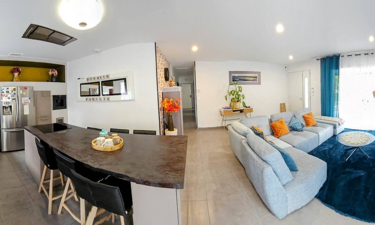 Savasse Apartment | Villa Escapade spacious