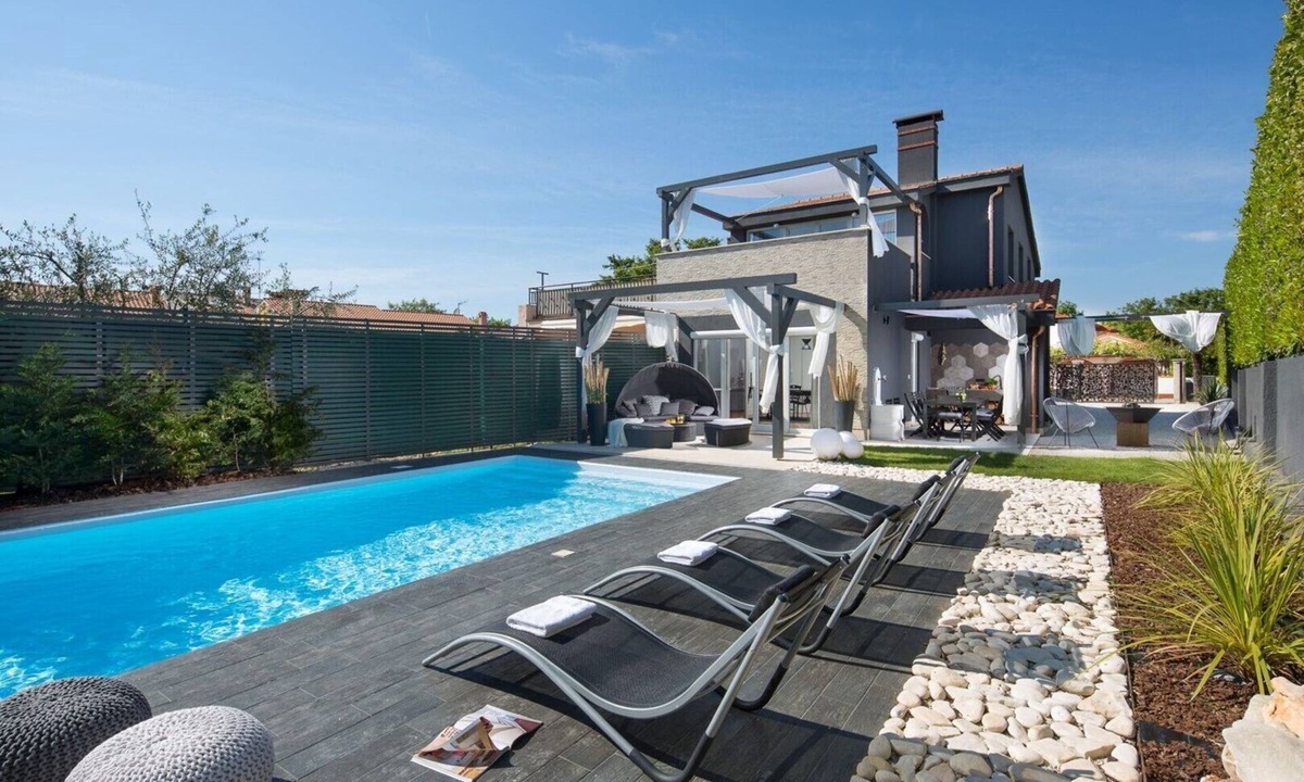 Cancini Villa | Villa Evita - beautiful villa with private pool near Porec