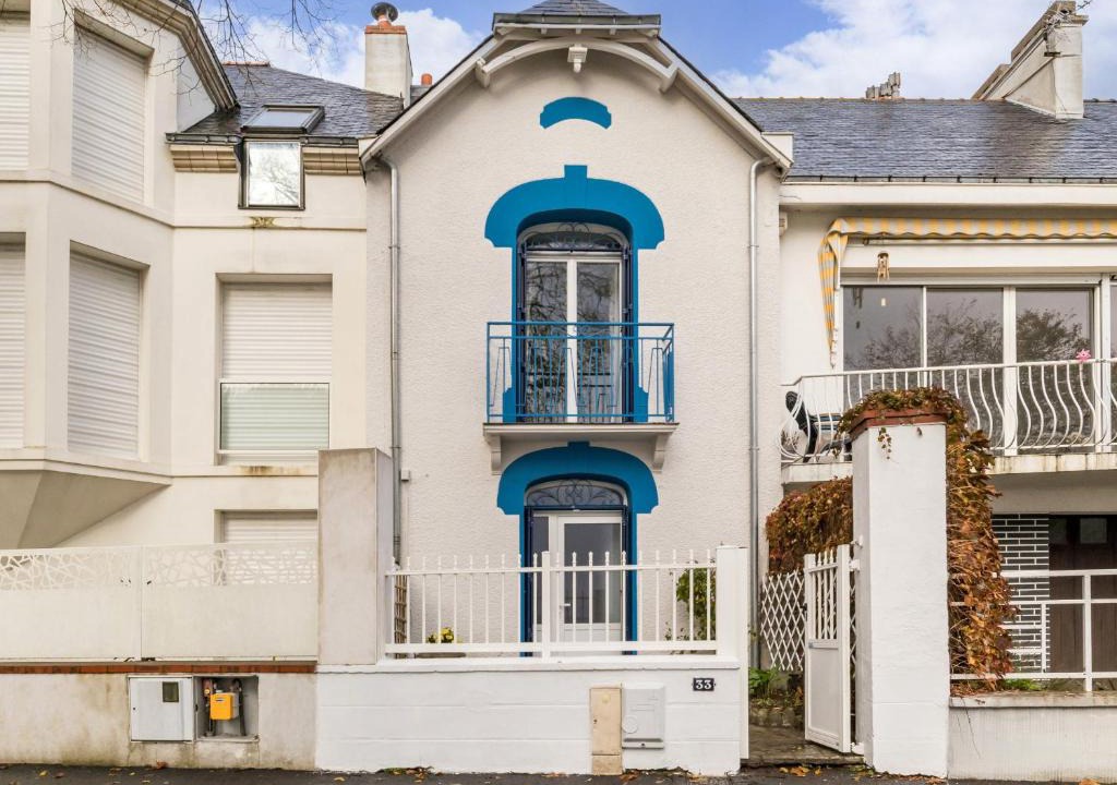 Saint-Nazaire House | Villa face à la mer avec terrasse privative, confort moderne, Wi-Fi gratuit à Saint-Nazaire - FR-1-306-1260