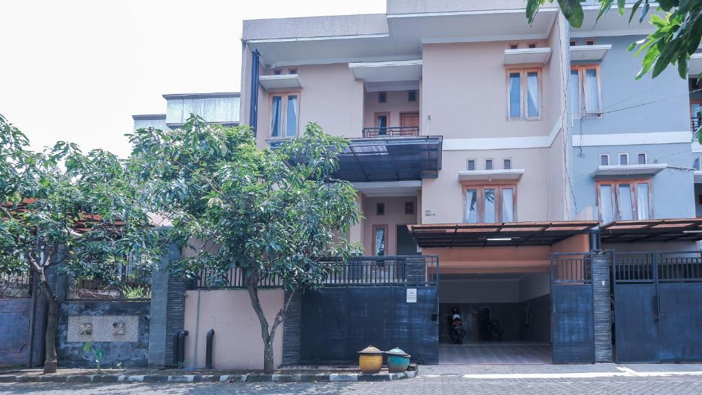 Dinoyo Villa | Villa Fay Fai - 5 Bedrooms