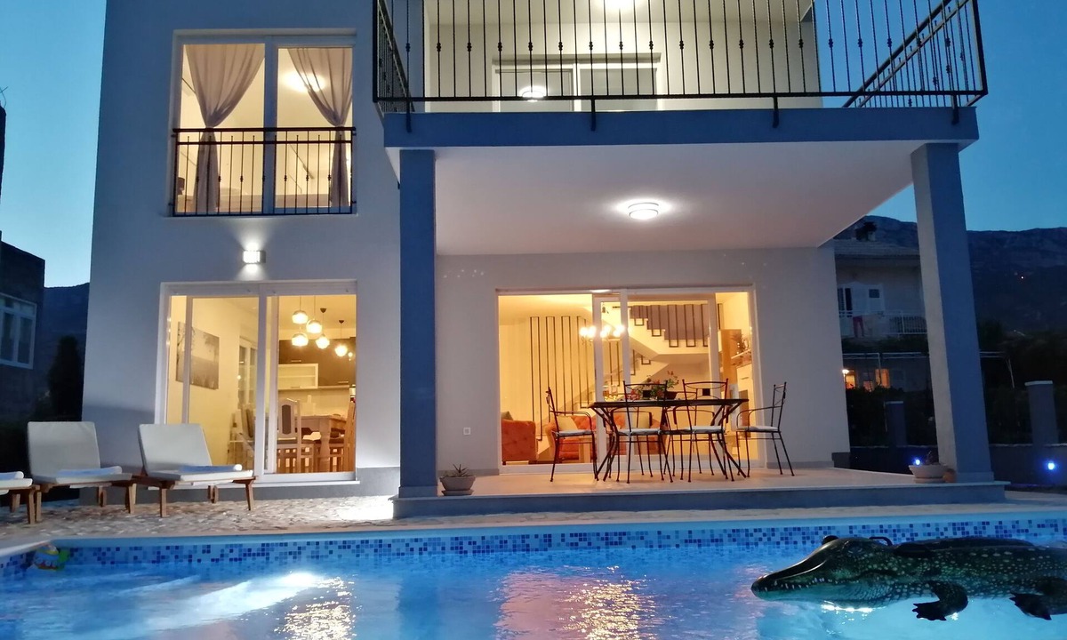 Kastel Gomilica Villa | Villa Fidelissima