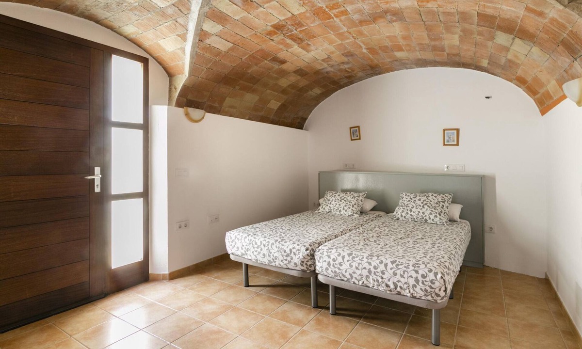 Llers House | Villa Figueres near Costa Brava Beaches Pool