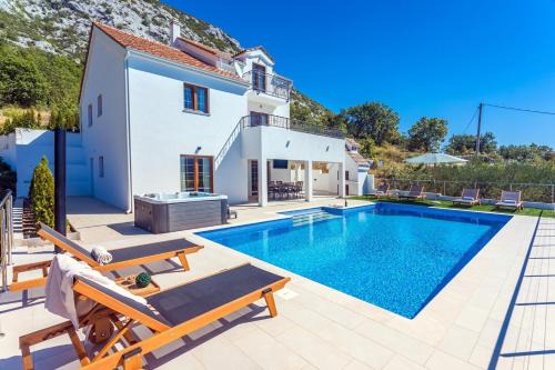 Gata Villa | Villa Flora with a 53 sqm private pool with Cinema room with projector and 4 en-suite bedrooms