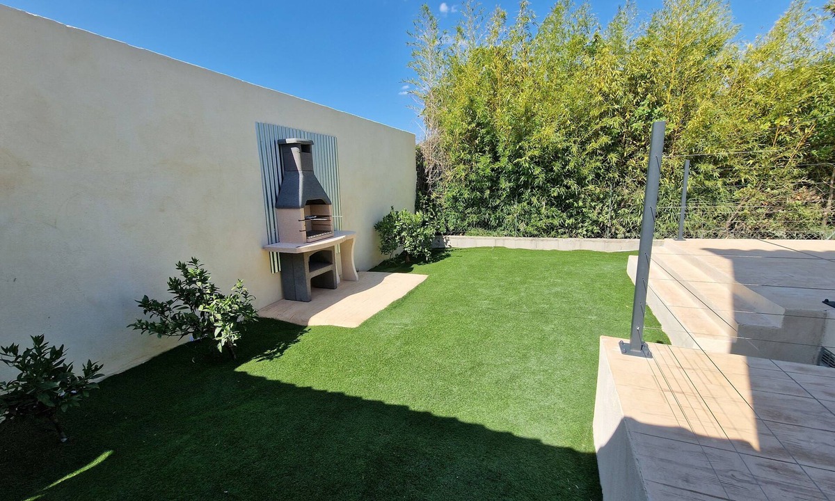 Saint-Privat-des-Vieux Villa | Villa for 10 people with pool and jacuzzi
