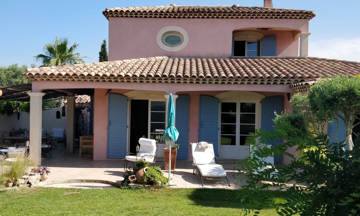 Chateauneuf-les-Martigues House | Villa in Provence at the crossroads of all important cities