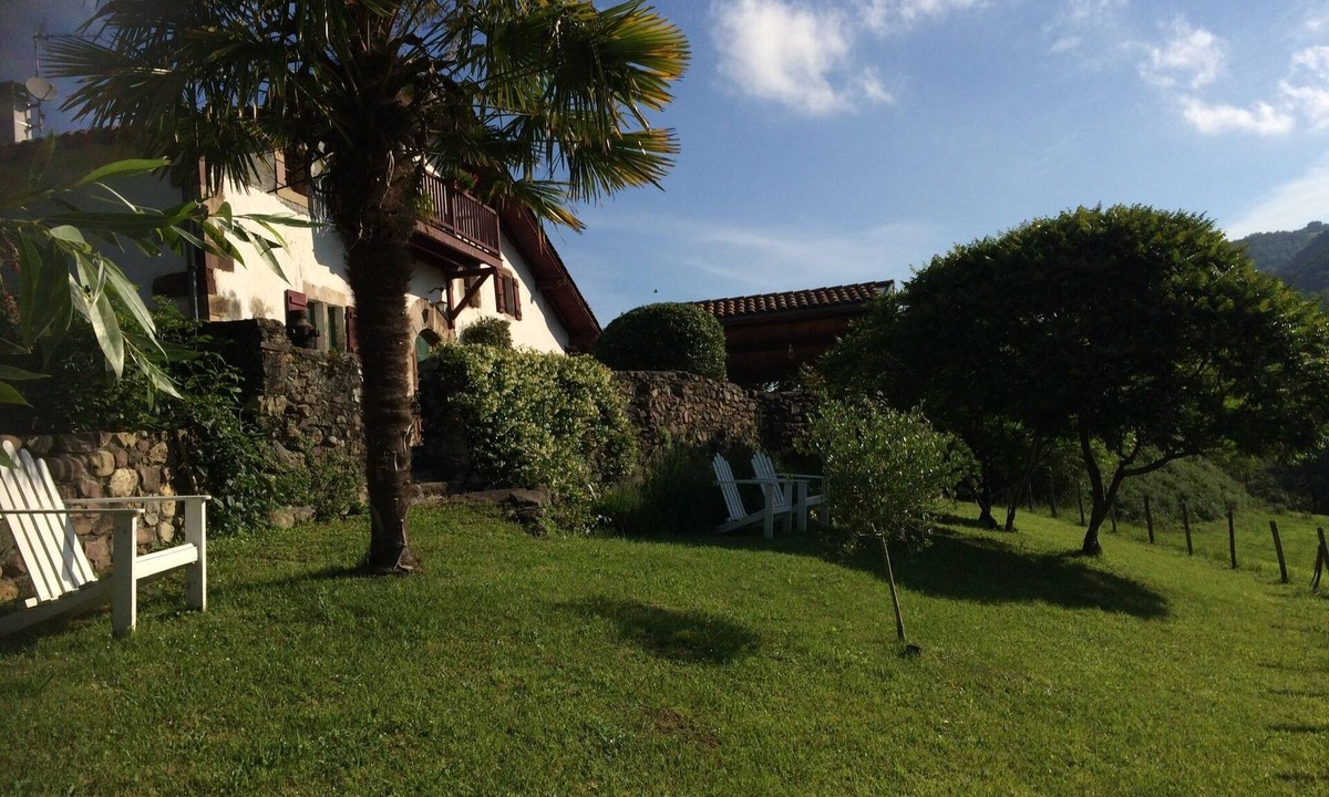 Saint-Etienne-de-Baigorry Villa | Villa