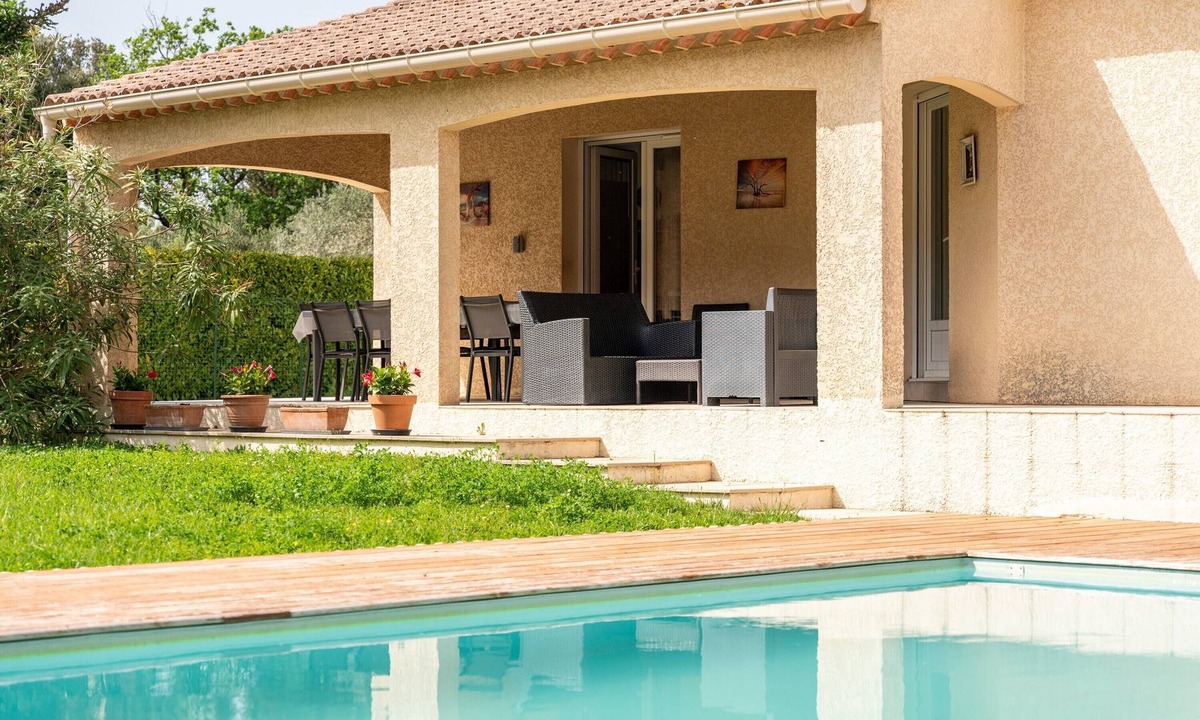 Saint-Laurent-La-Vernede House | Villa 'Gîte Les Oliviers' with Private Pool, Wi-Fi and Air Conditioning