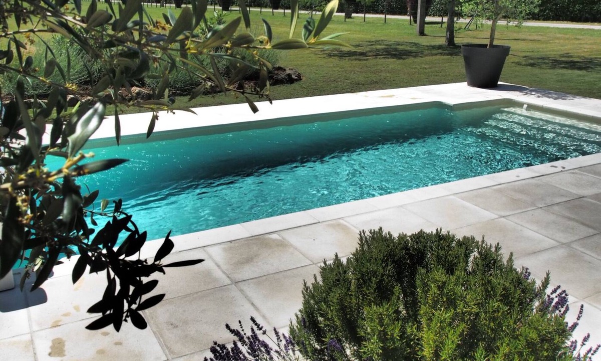 Saint-Magne-de-Castillon House | Villa in Château Franc Daut