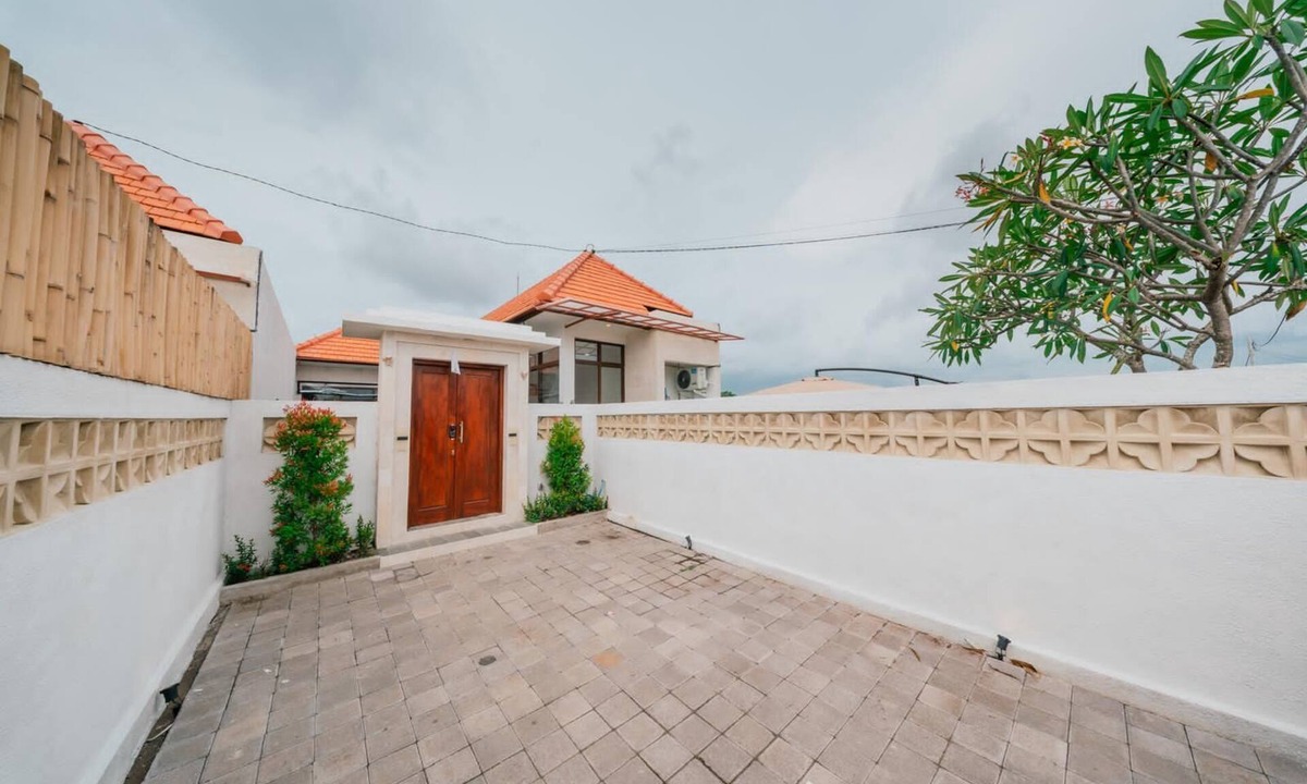 Kerobokan Villa | VILLA GADANG 2- bedroom with private pool