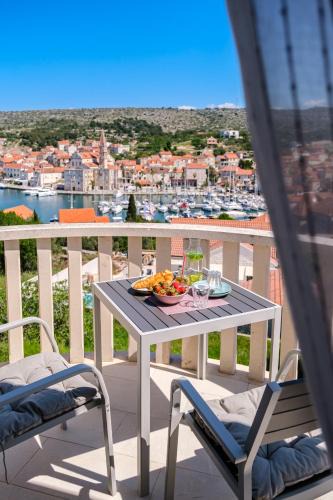 Milna (Brac) Apartment | Villa Gaj