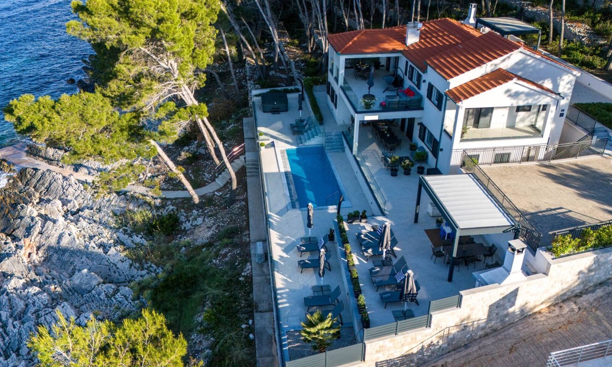Blato Villa | Villa Gardenal by Villas Guide