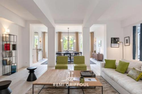 Honfleur Villa | Villa Gernez Historic Center 10 guests
