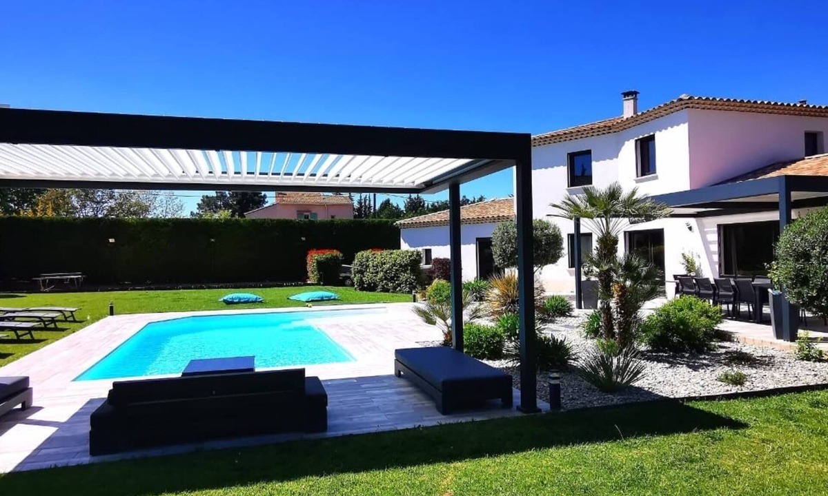 Bouc-Bel-Air Villa | Villa GIOIA and its independant chalet, swimming pool, spa on 2000m2 landscaped garden