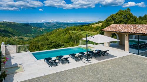 Kircija Villa | Villa Grazia - with heated salt water Pool