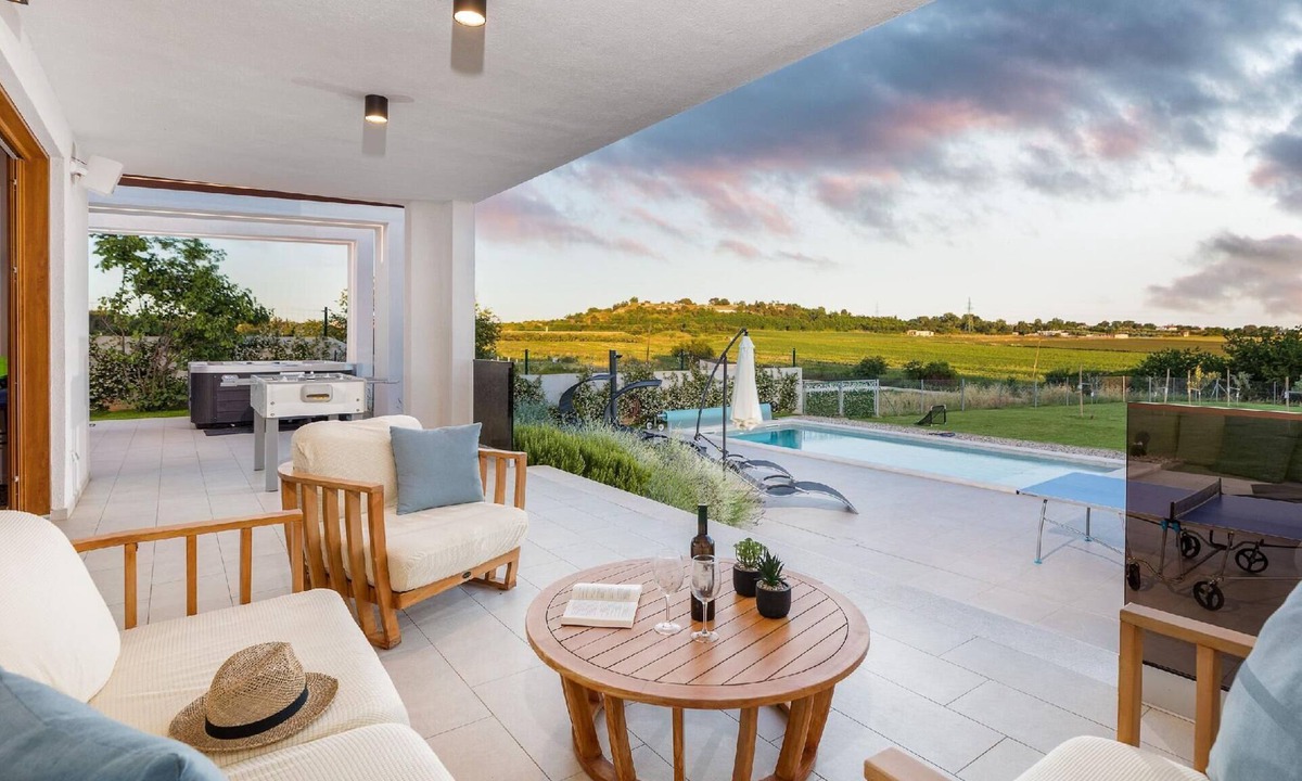 Sikici House | Villa Grofica, heated pool, tavern, near the beach