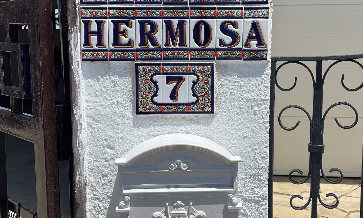Vinaros Ski Chalet | Villa Hermosa