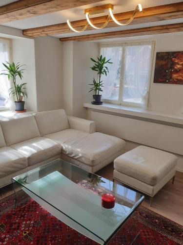 Weesen Apartment | "VILLA HI" Wohnung Parkplatz inbegriffen