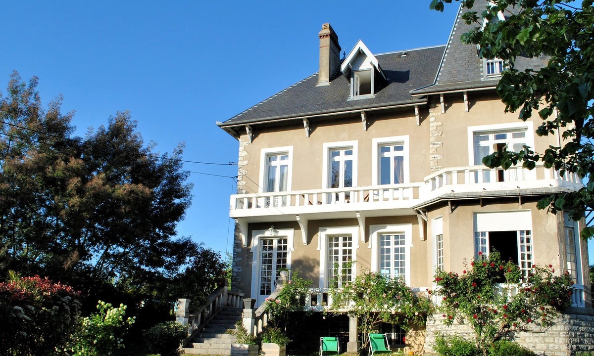 Salies-de-Bearn Bed & Breakfast | Villa Hortebise