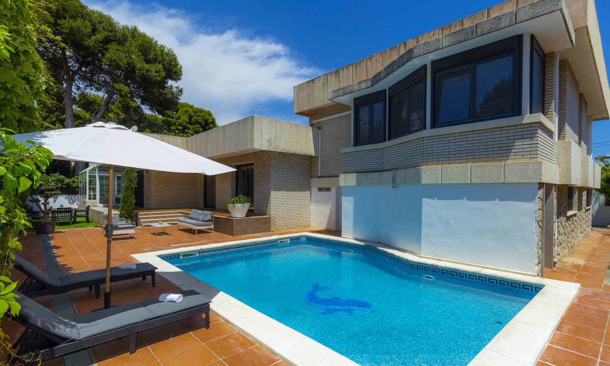 Cambrils Villa | Villa IBIZA