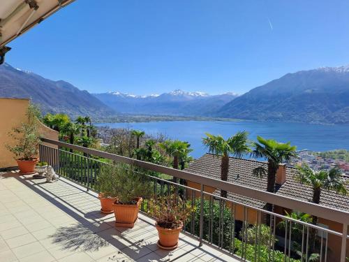 Locarno Apartment | Villa Ida, 1 Stock by HolAp SA
