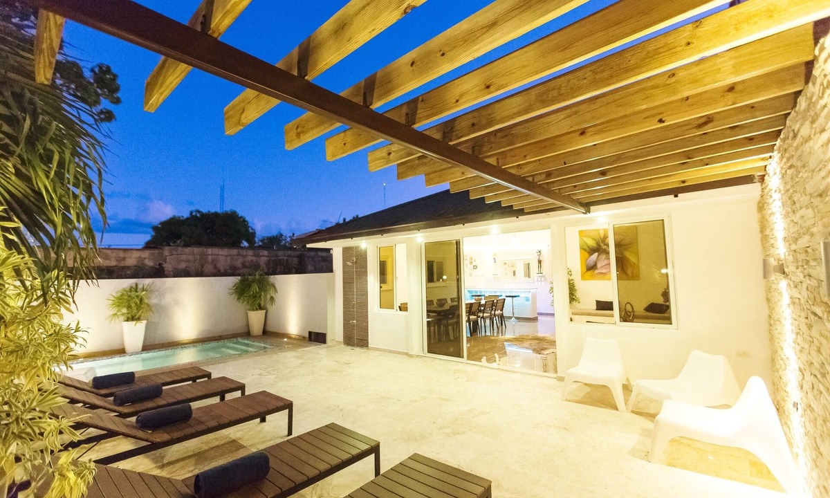 Gascue Villa | Villa IMPERIAL at old Town with pool ★