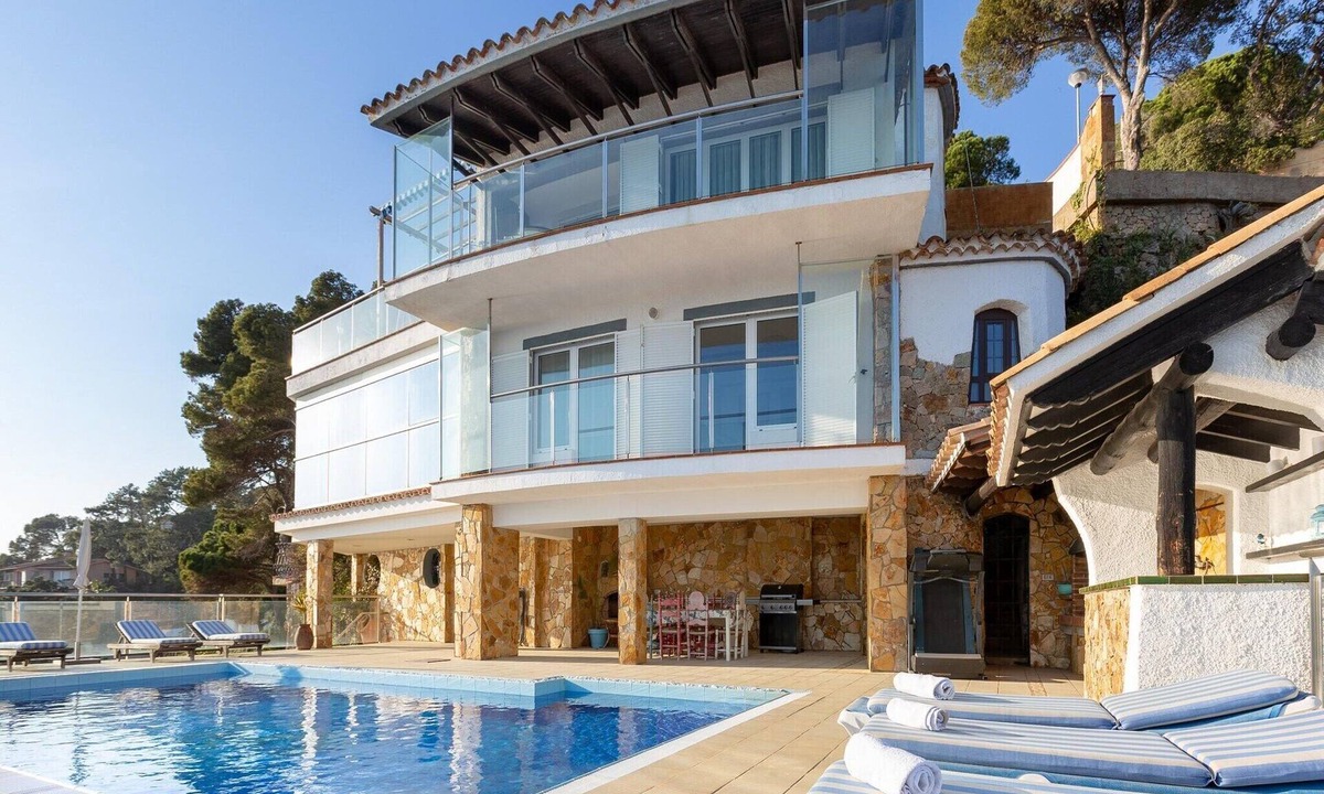 Lloret de Mar Villa | Villa in Cala Canyelles with Sea Views & Pool