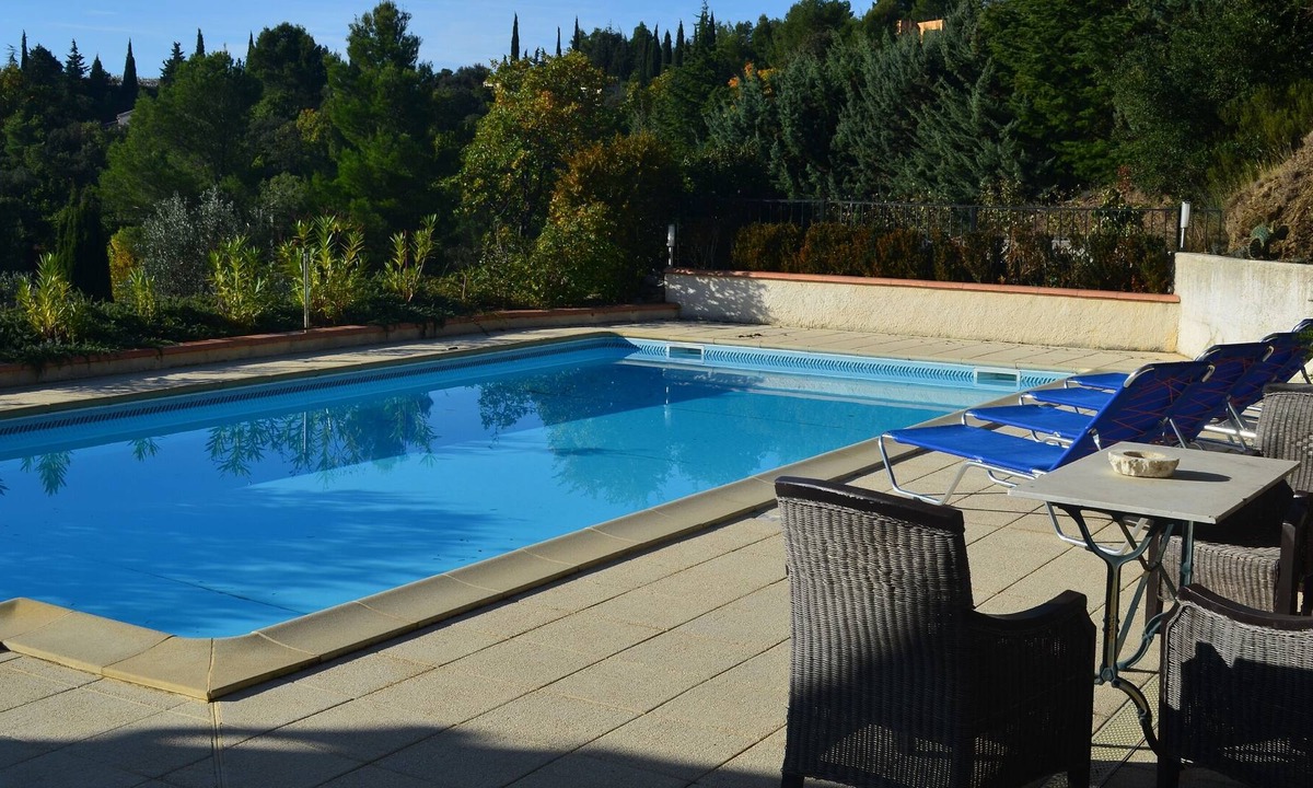 Caunes-Minervois Villa | Villa In Caunes With Large Private Pool And Stunning Views. Flexible changeover.