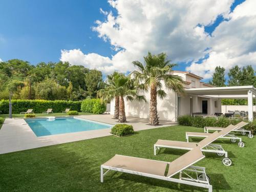 Saint-Genies-de-Fontedit Villa | Villa in Occitanie with Private Pool