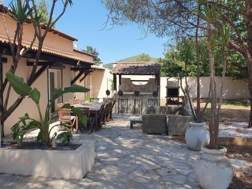 La Crau Villa | Villa in La Crau with private pool