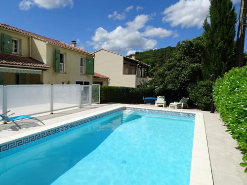 La Tour-Sur-Orb Villa | Villa in La Tour-sur-Orb with Pool & Garden