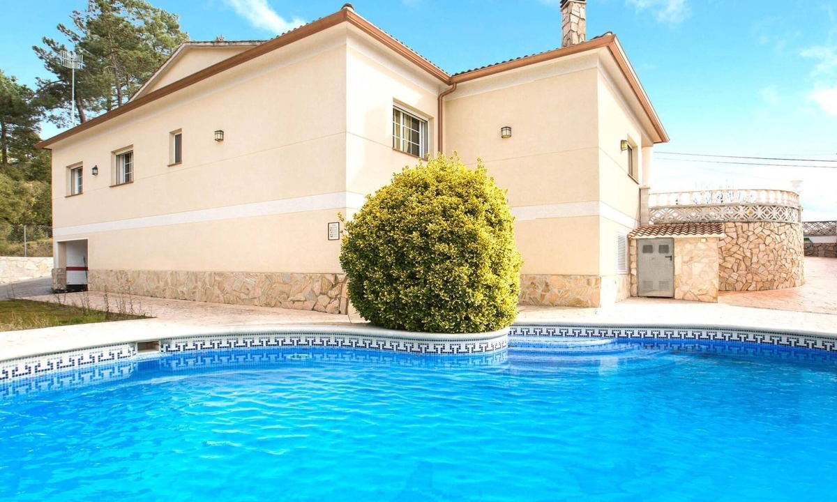 Vidreres Villa | Villa in Lloret de Mar with Private Pool