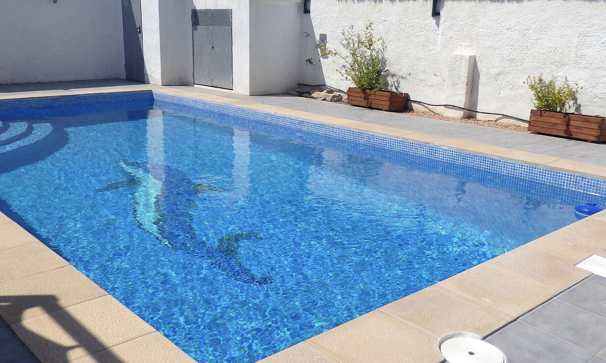 Miami Platja Cottage | Villa in Miami Platja with Private Pool and Parking