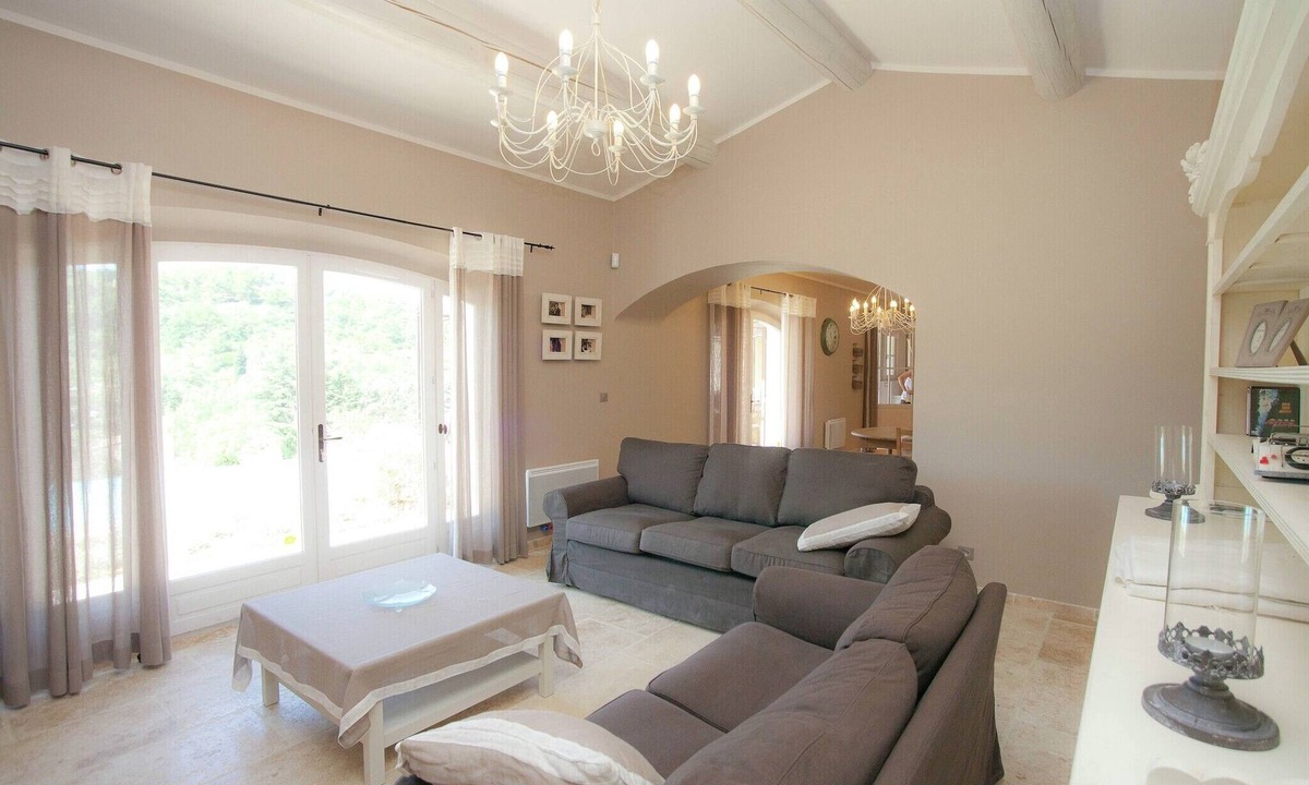 Martres-Tolosane Villa | Villa in Provence with Infinity Pool