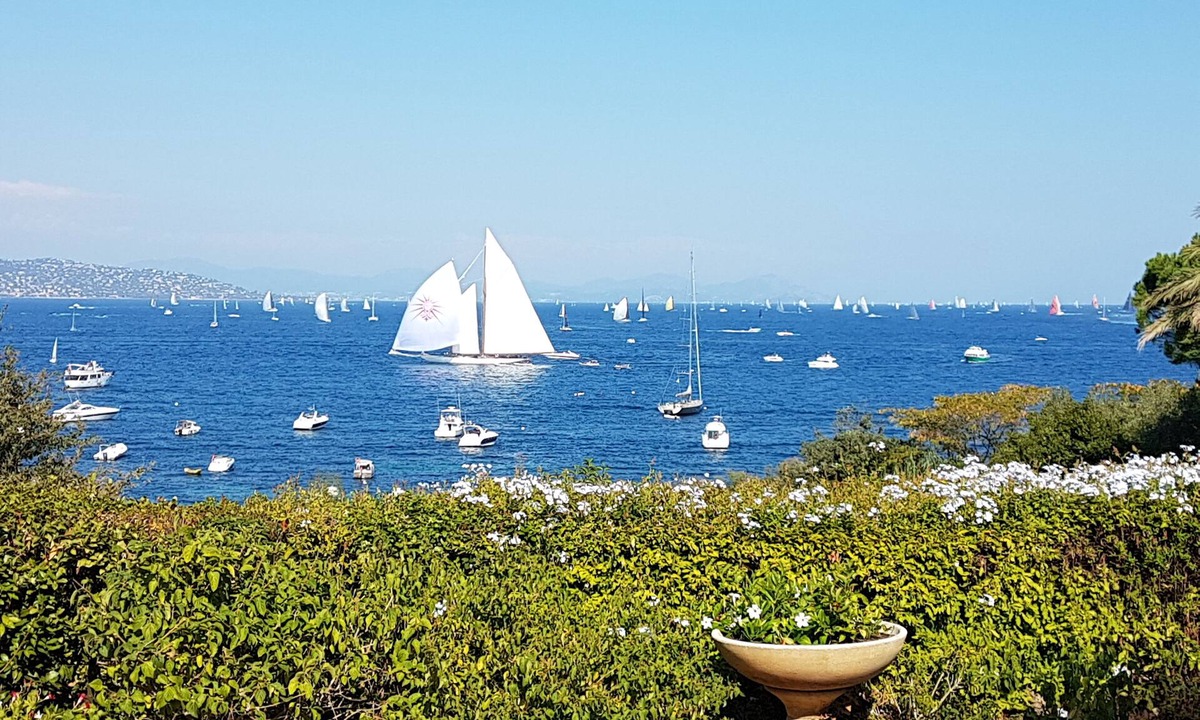 Saint-Tropez Villa | Villa in Saint Tropez on the beach