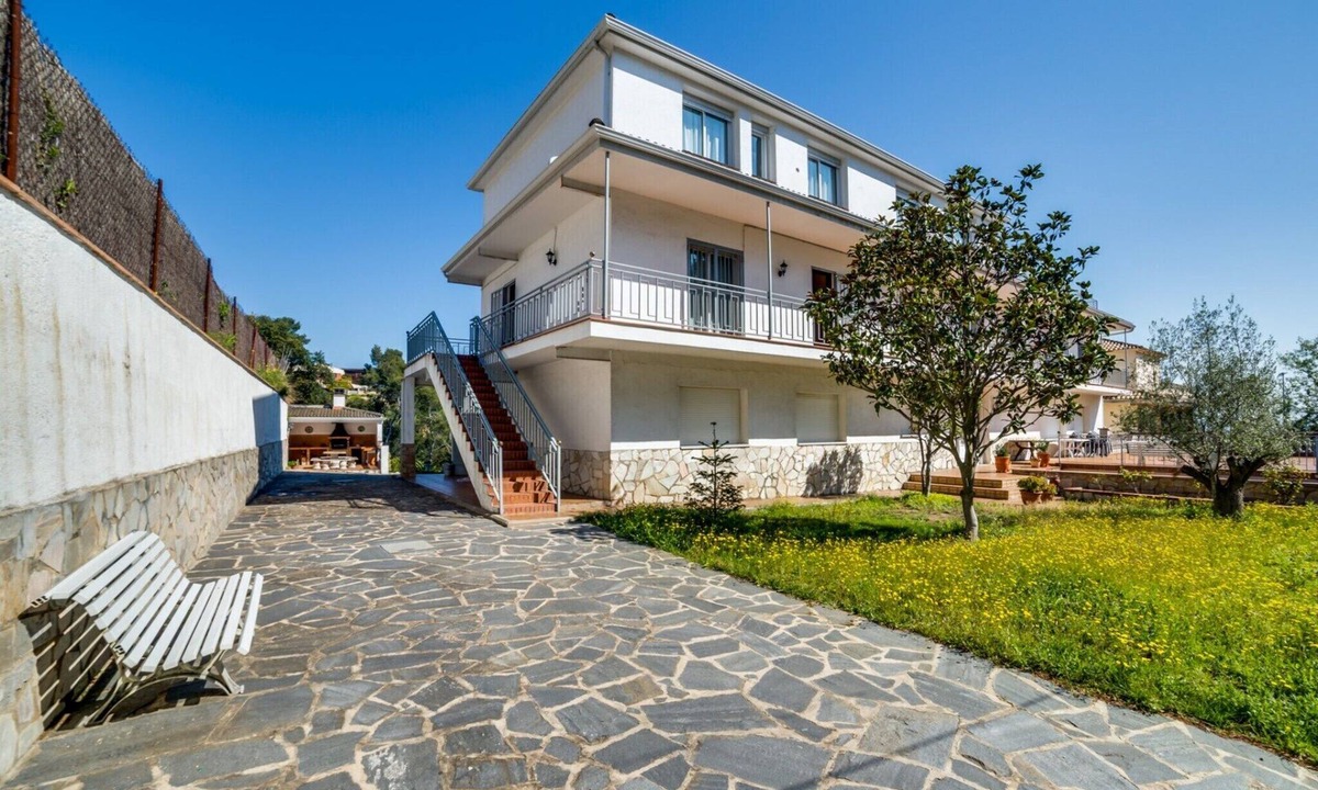 Palafolls Villa | Villa in Sant Genís near Costa Brava Beaches