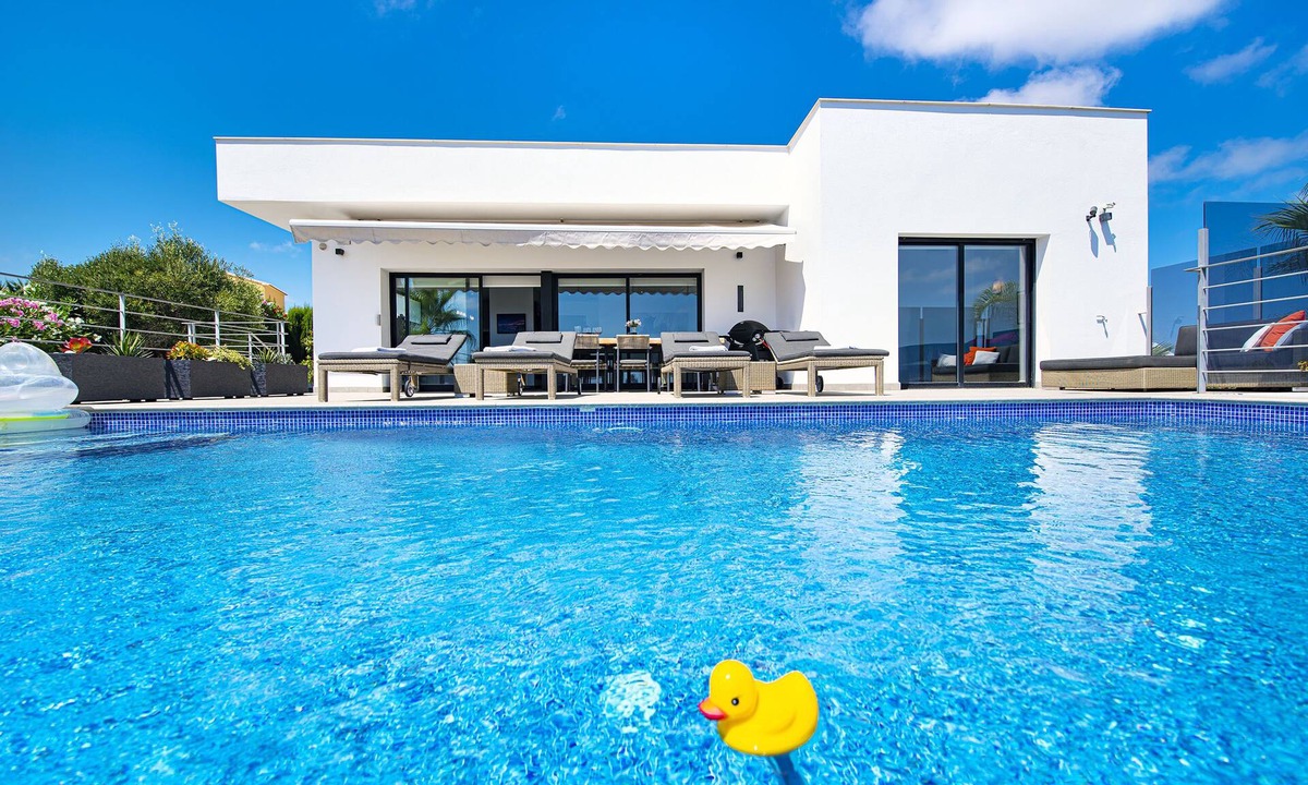 Cumbre del Sol Villa | Villa Irene- excellent sea view, beautiful, modern and comfortable villa!