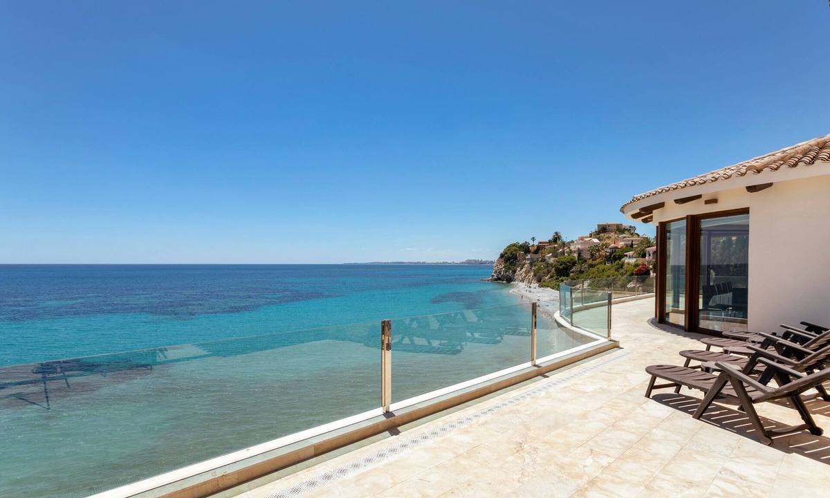 Coveta Fuma House | Villa Irene first line seafront with access to the sea!