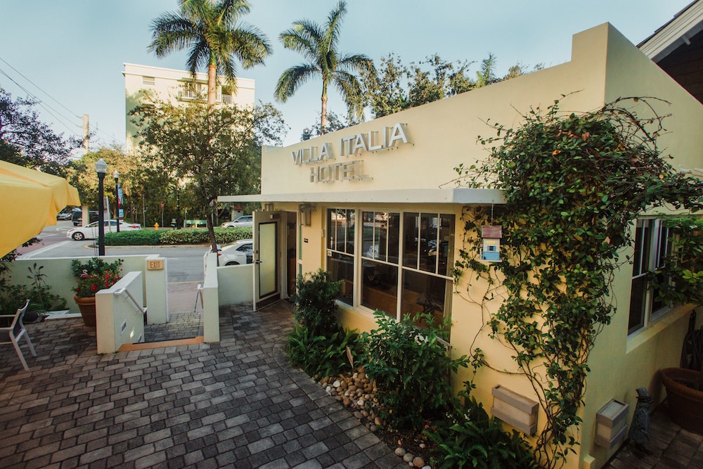 South Pointe Hotel | Villa Italia South Beach