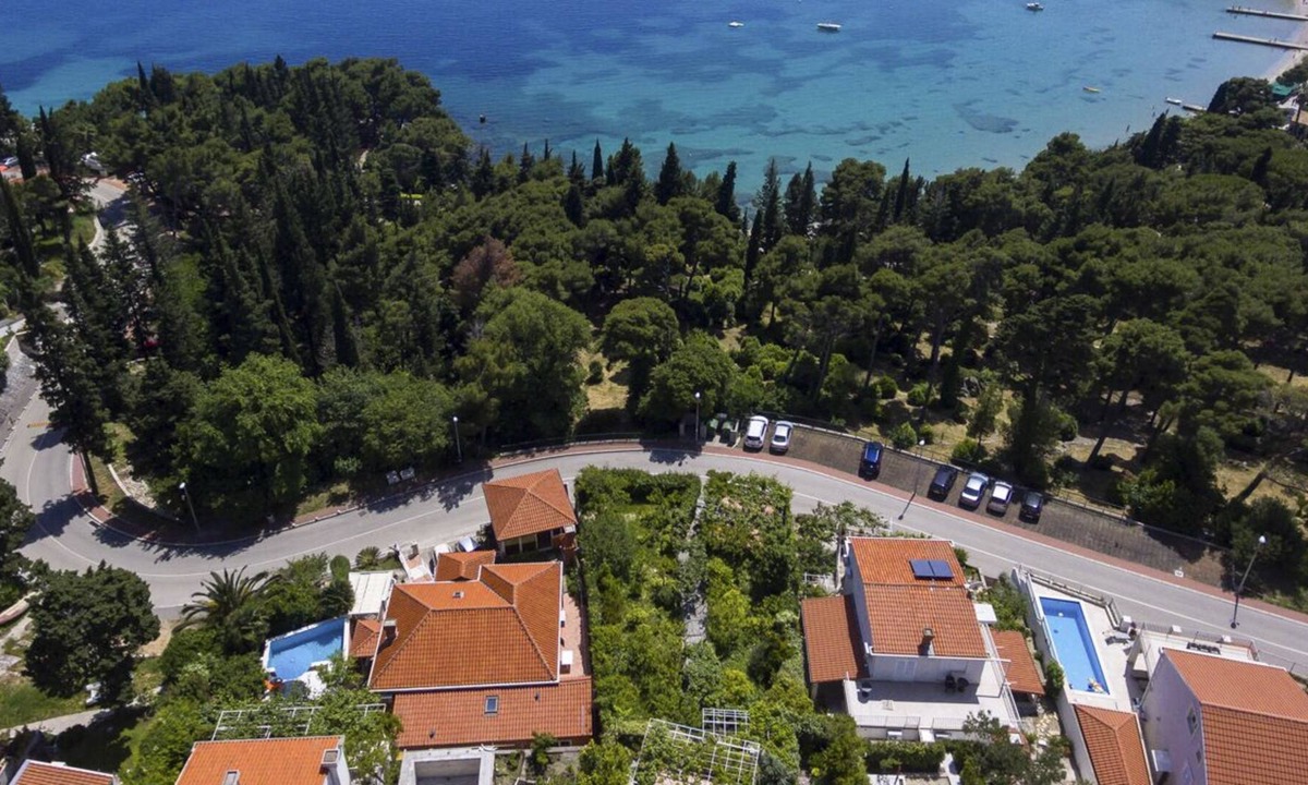Srebreno Villa | Villa Jadrien - Four Bedroom Villa, Sleeps 6