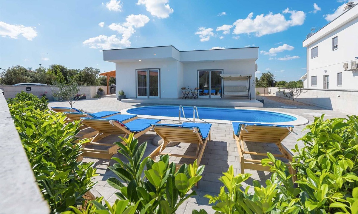 Sibenik Villa | Villa Jadrija Beach Šibenik