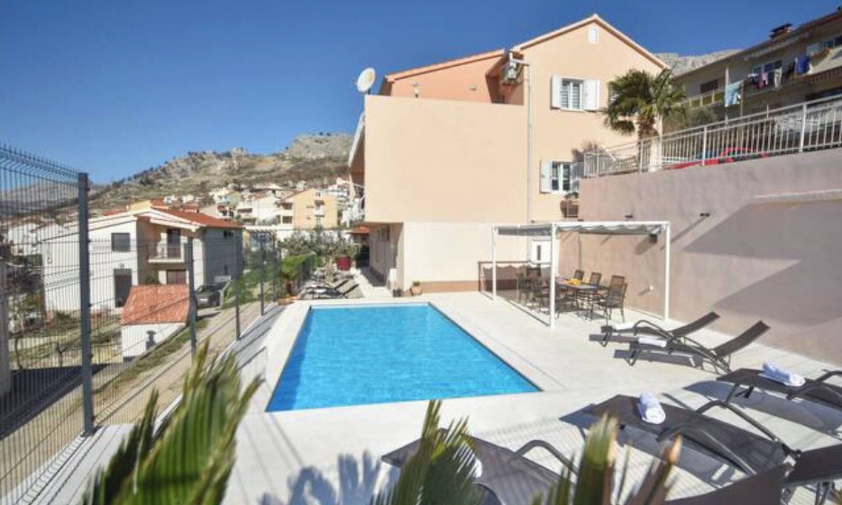 Mravince House | Villa Joy by Interhome