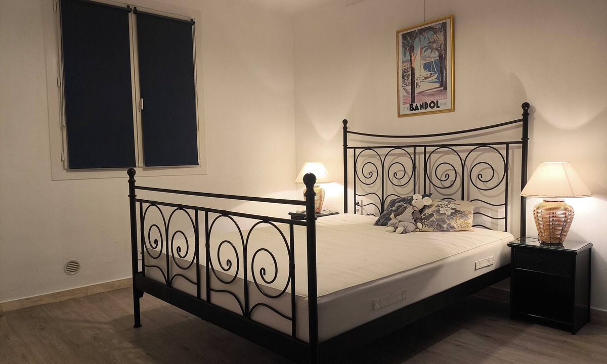 Le Luc Villa | Villa Juju 1 bedroom